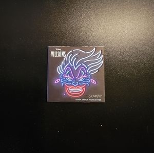 🤑Disney Villians Colourpop Highlight pallete